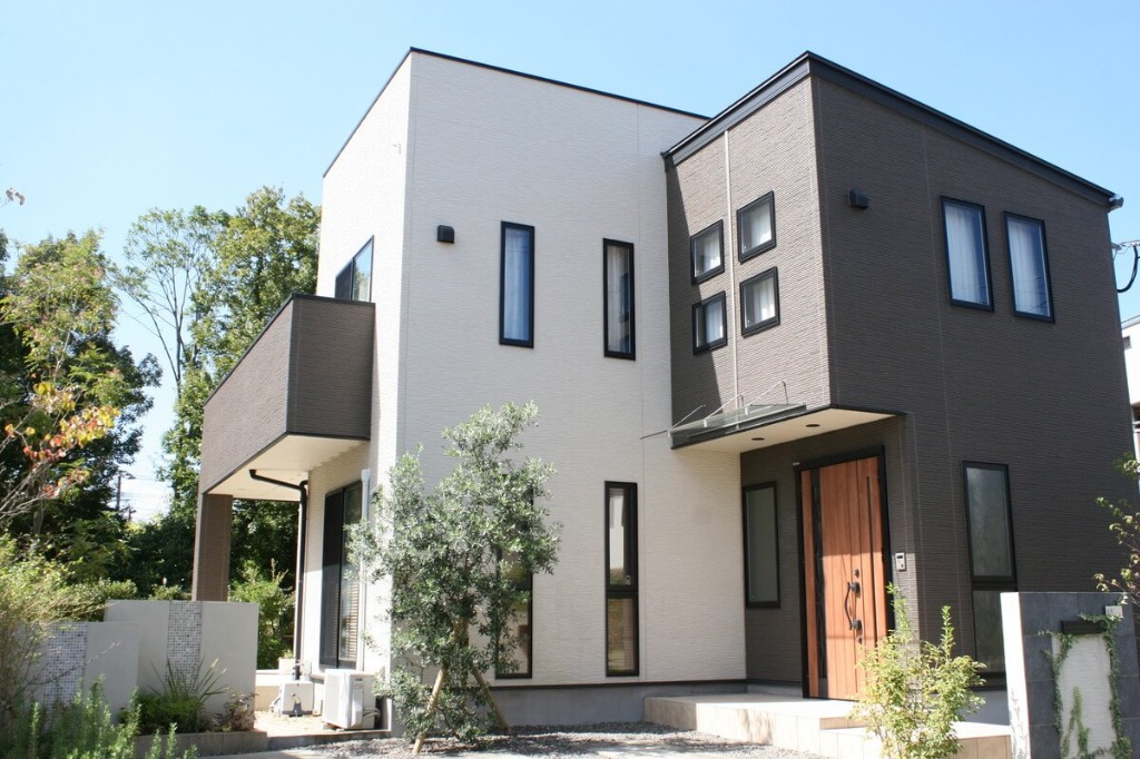 一宮市周辺の水回りリフォームや外壁塗装の見積依頼や相談なら“株式会社 Rise Group（ライズ グループ）”へ。